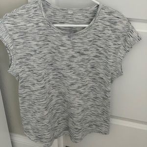 Lululemon top